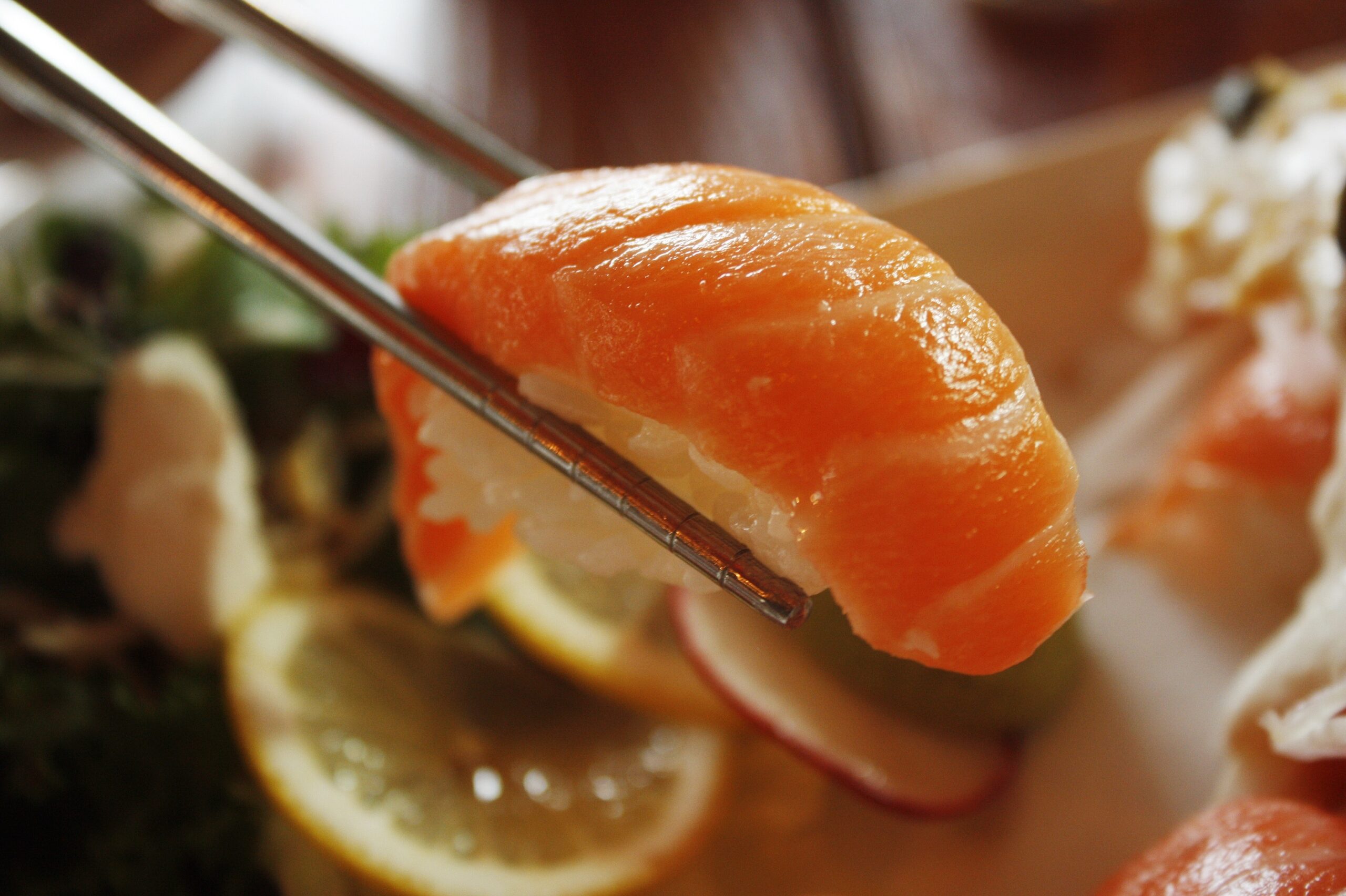 Wie essen Japaner Sushi?