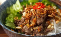Bún bò Nam Bộ